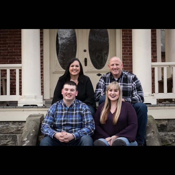 Meet your Posher, Linda - Picture 2 of 8